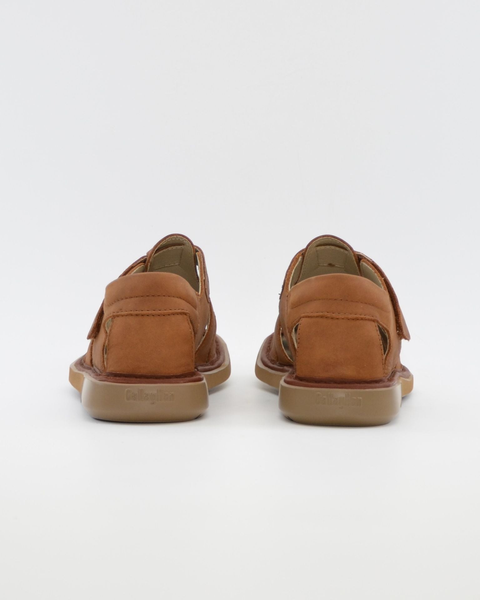 SANDALIA HOMBRE VELCRO COLOR CUERO SUELA EXTRALIGHT CALLAGHAN 92311