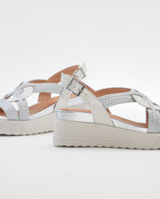 SANDALIA PLANA MUJER STONEFLY TRENZADA PLATA Y BLANCO