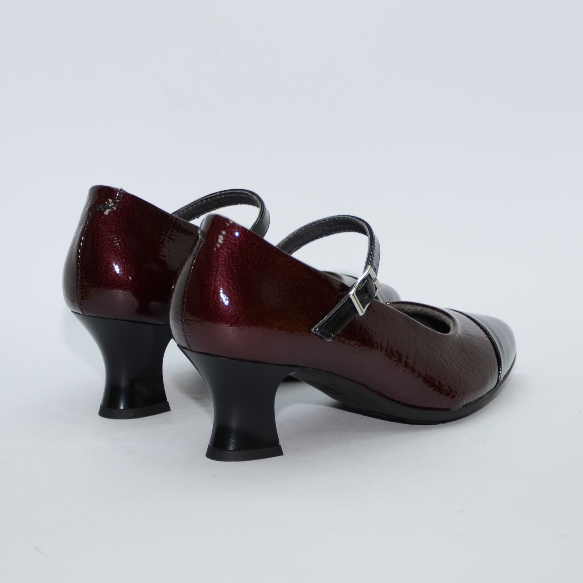 ZAPATO PULSERA CHAROL BURDEOS PUNTERA NEGRO 10851