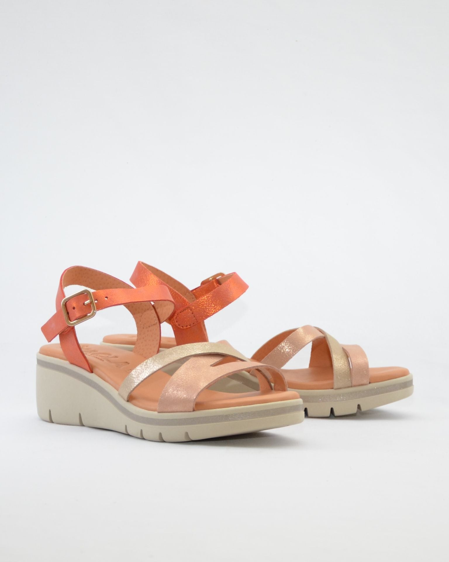 SANDALIA CUÑA MUJER MULTI METALIZADA SALMON KAOLA 3331