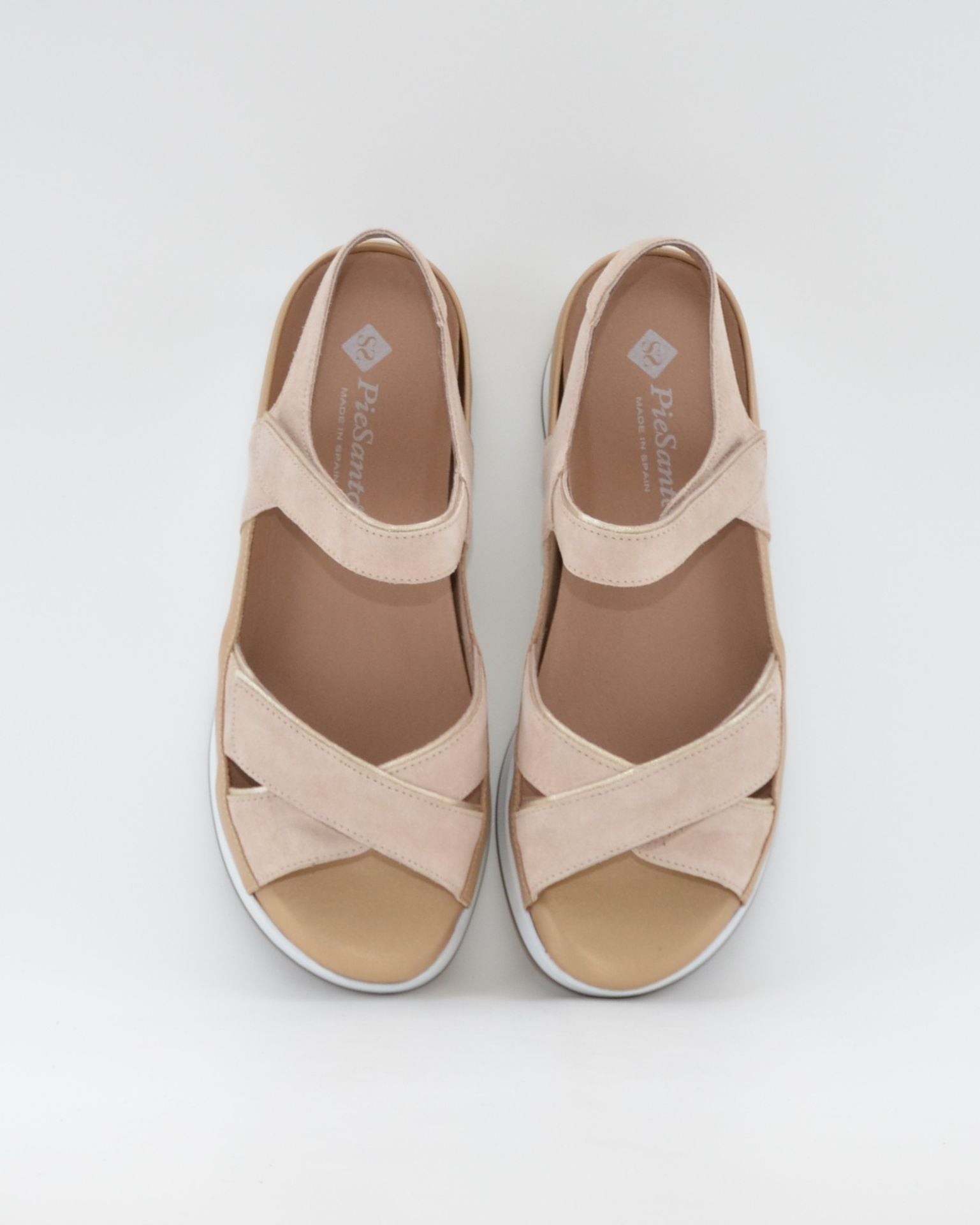 SANDALIA CRUZADA PLANTILLA EXTRAIBLE MUJER TRES VELCROS ANCHO ESPECIAL COLOR NUDE PIE SANTO 260381