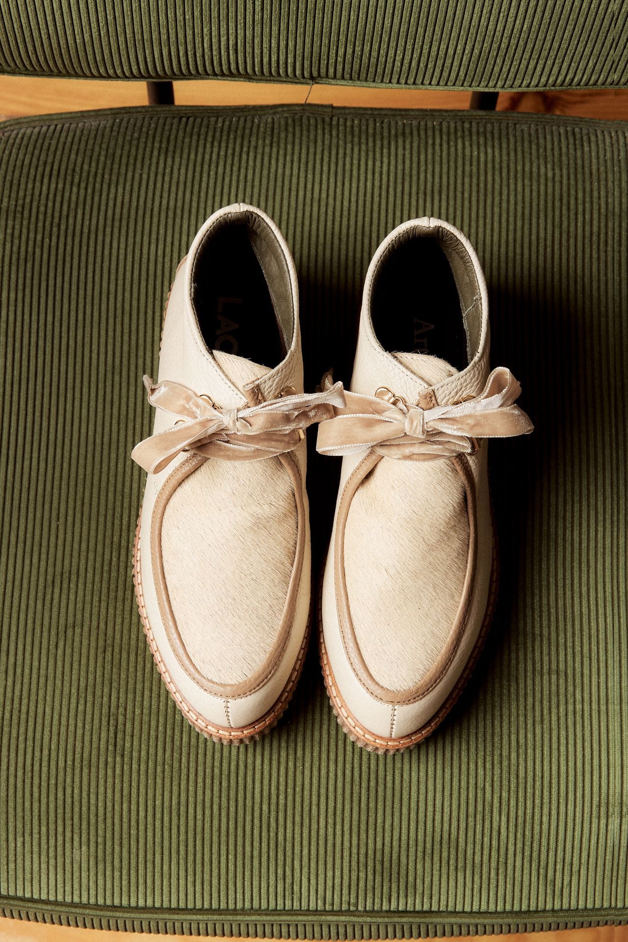BOTIN WALLABY MUJER BEIGE LACOMBA PRIMULA
