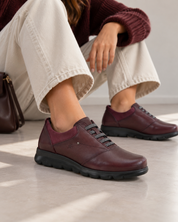 ZAPATO PLANO MUJER BURDEOS CON ELASTICOS FLUCHOS SUSAN F0354
