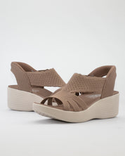 SANDALIA MUJER CUÑA SKECHERS COLOR TAUPE 120012 MOC SLIP-INS