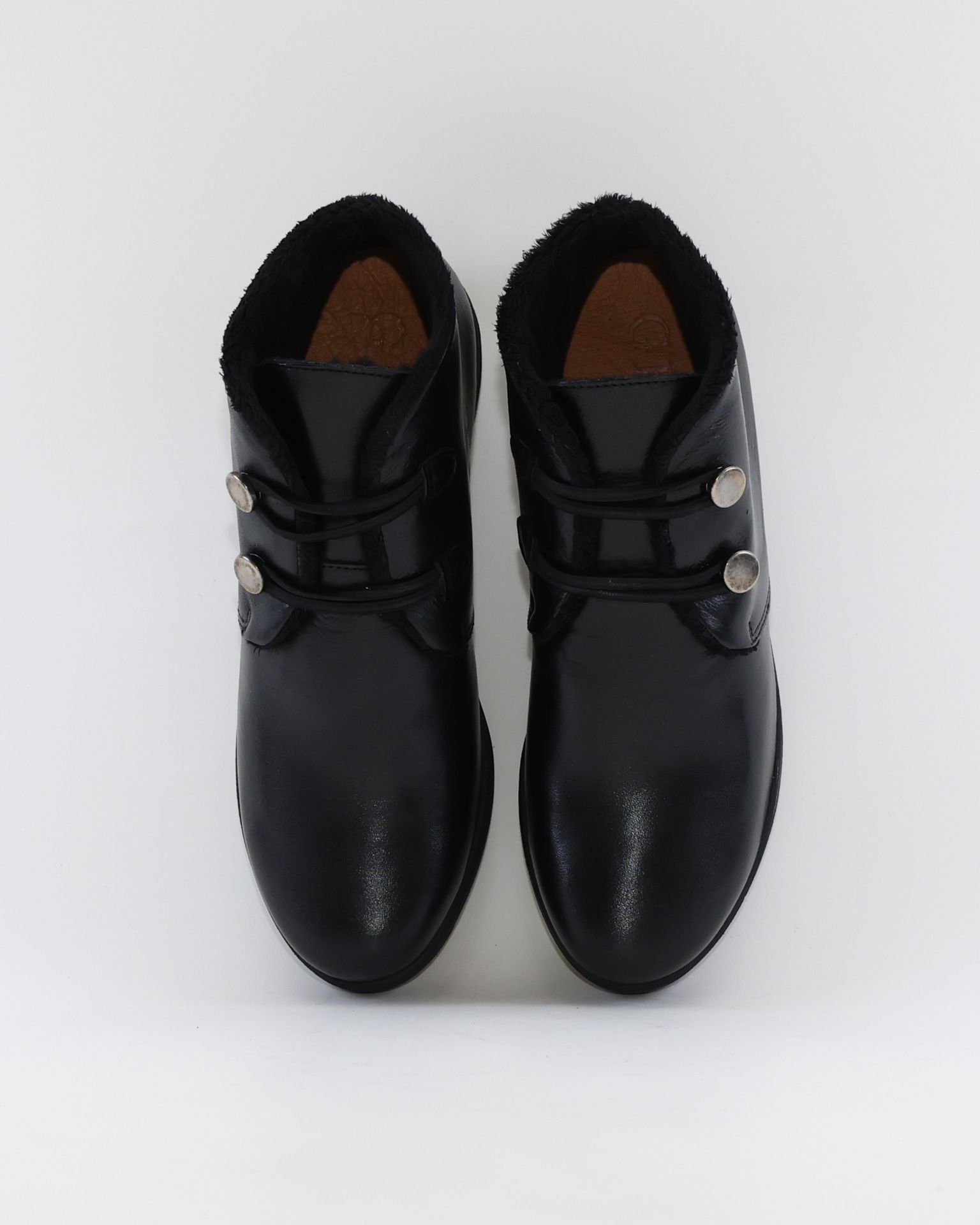 BOTINES DE MUJER CON CUÑA Y CIERRE DE ELASTICOS COLOR NEGRO GIORDA 27660