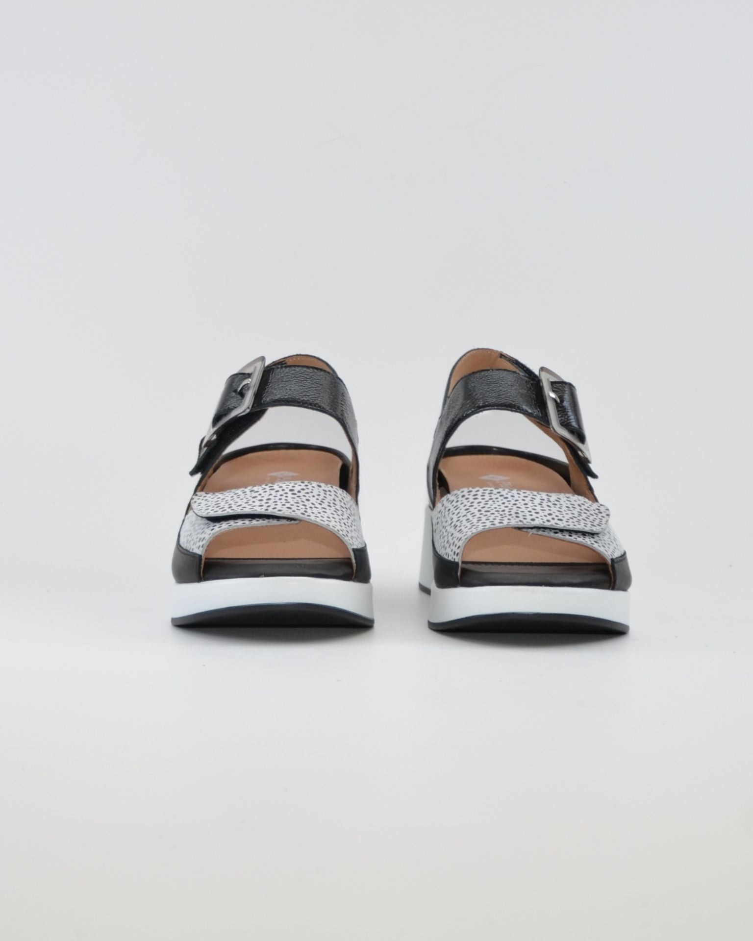 SANDALIA CUÑA PLANTILLA EXTRAIBLE MUJER TRES VELCROS ANCHO ESPECIAL COLOR NEGRO PIE SANTO 260382