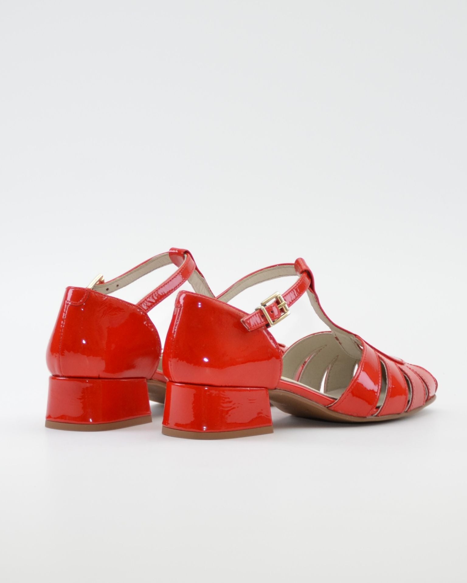 SANDALIA CANGREJERA MUJER CHAROL ROJO LACOMBA FRESSIA