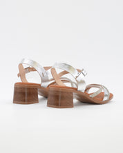 SANDALIA MUJER COLOR PLATA TACON PLANTA DE GEL OH MY SANDALS 5905