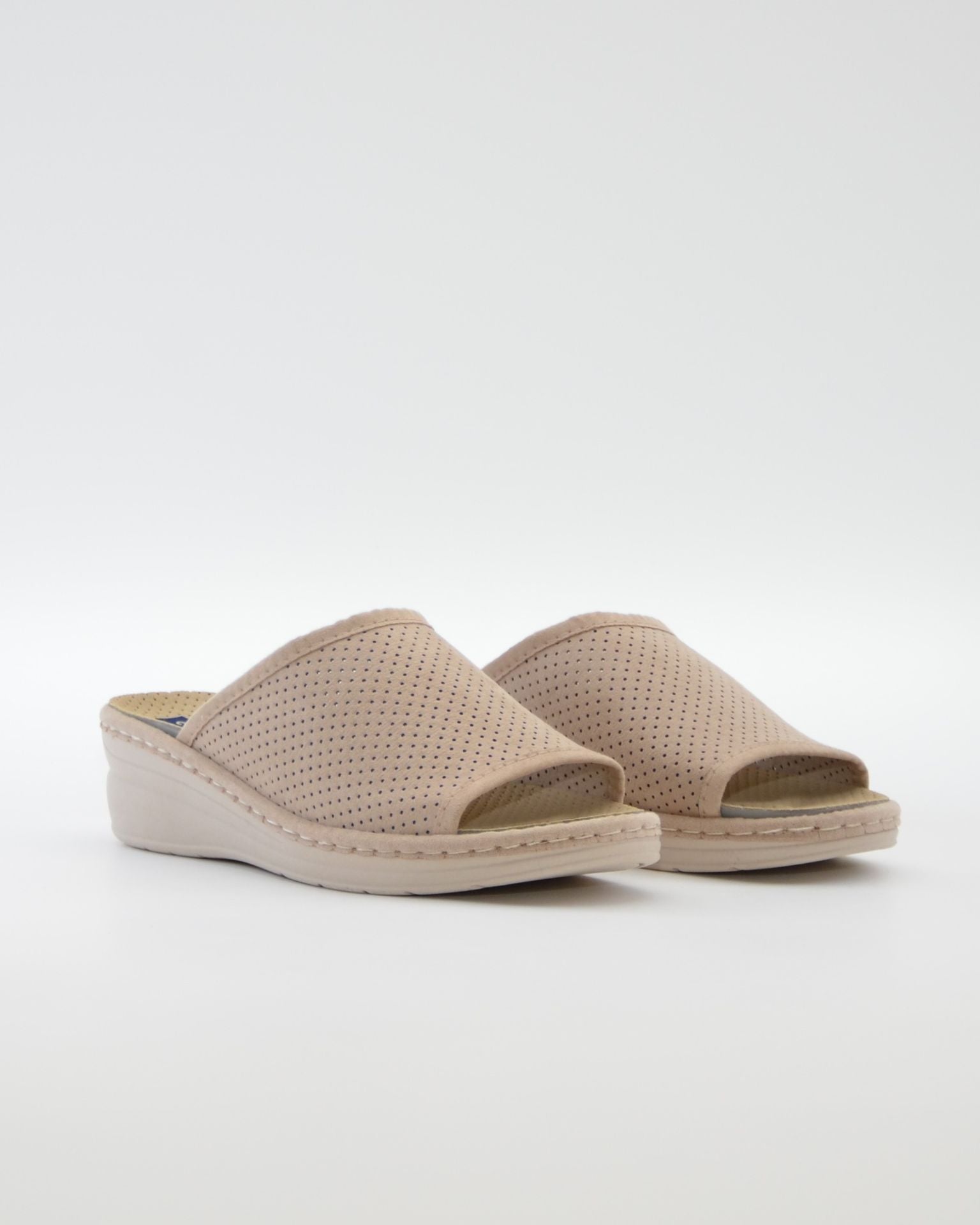 ZAPATILLAS DE CASA MUJER ABIERTA CON CUÑA COLOR BEIGE ANCHO ESPECIAL  PLANTILLA EXTRAIBLE
