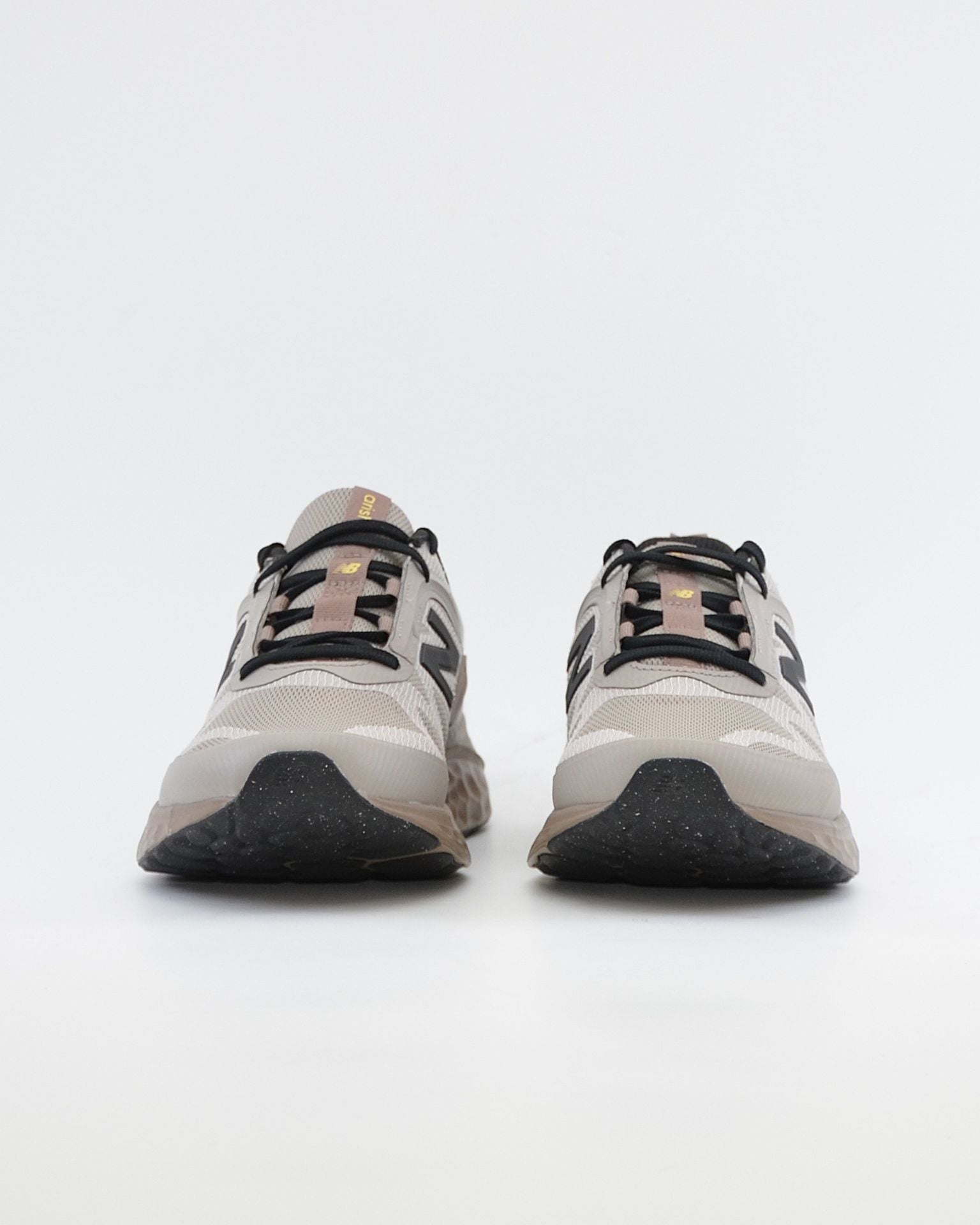 SNEAKERS NEW BALANCE MARIS 8P6 ZAPATILLAS DEPORTIVAS HOMBRE COLOR BEIGE FRESH FOAM