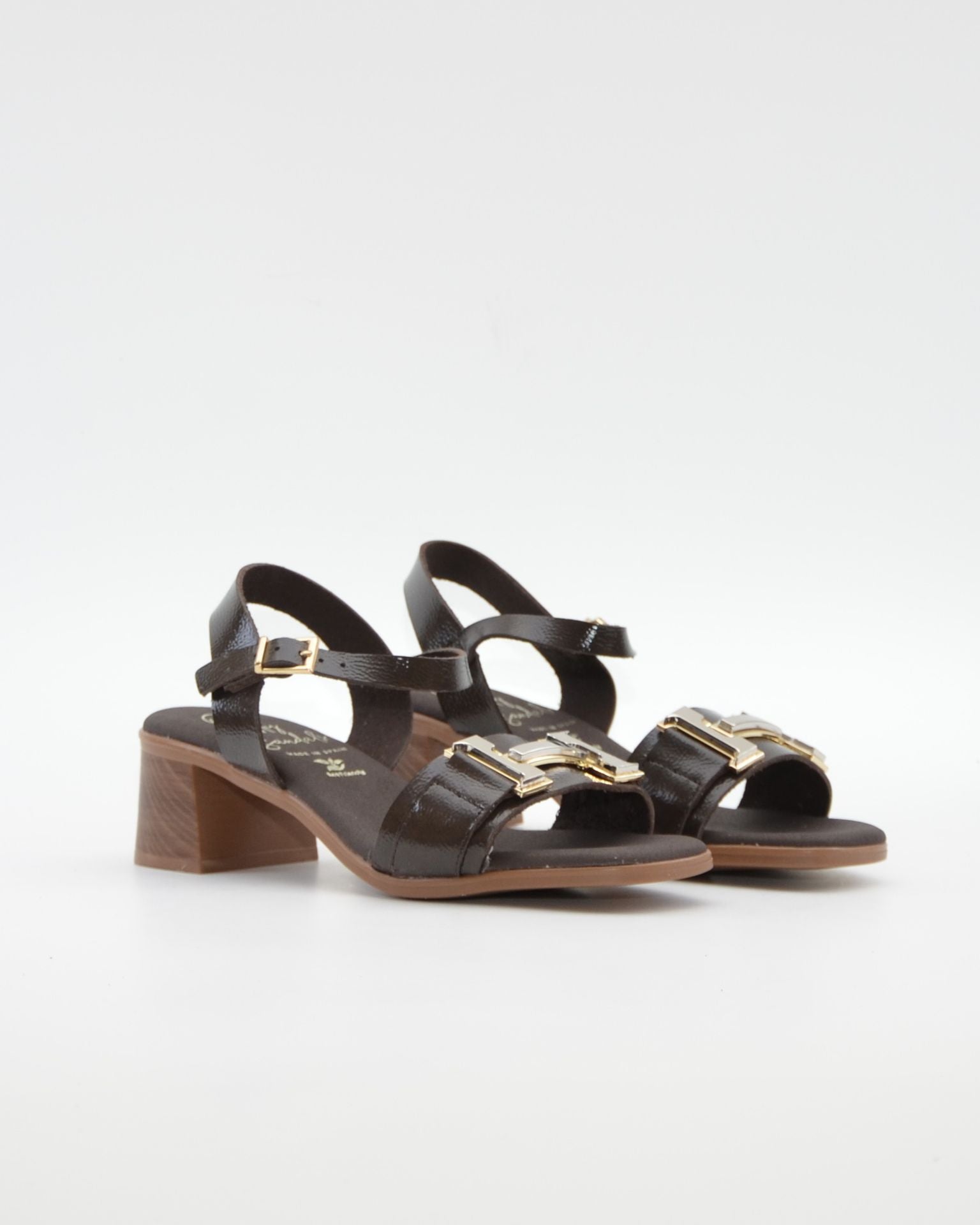 SANDALIA MUJER CHAROL MARRON TACON BAJO PLANTA DE GEL OH MY SANDALS 5981
