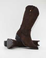 BOTA COWBOY COLOR MARRÓN CHOCOLATE CON CREMALLERA  XTI 144308