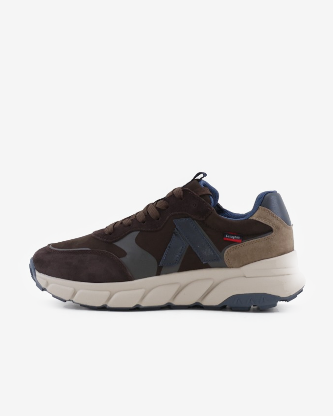 ZAPATO DE CORTE DEPORTIVO HOMBRE CALLAGHAN SERRAJE MARRON 63804 SUELA EXTRALIGHT
