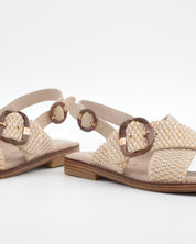 SANDALIA MUJER PLANA BEIGE CON DETALLES EN CUERDA TRENZADA CARMELA 163160