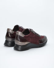 DEPORTIVO MUJER ANCHO ESPECIAL SERRAJE CHAROL BURDEOS PLANTILLA EXTRAIBLE 255702-289
