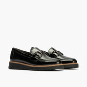 MOCASIN PLANO CHAROL NEGRO PISO BAJO 10760