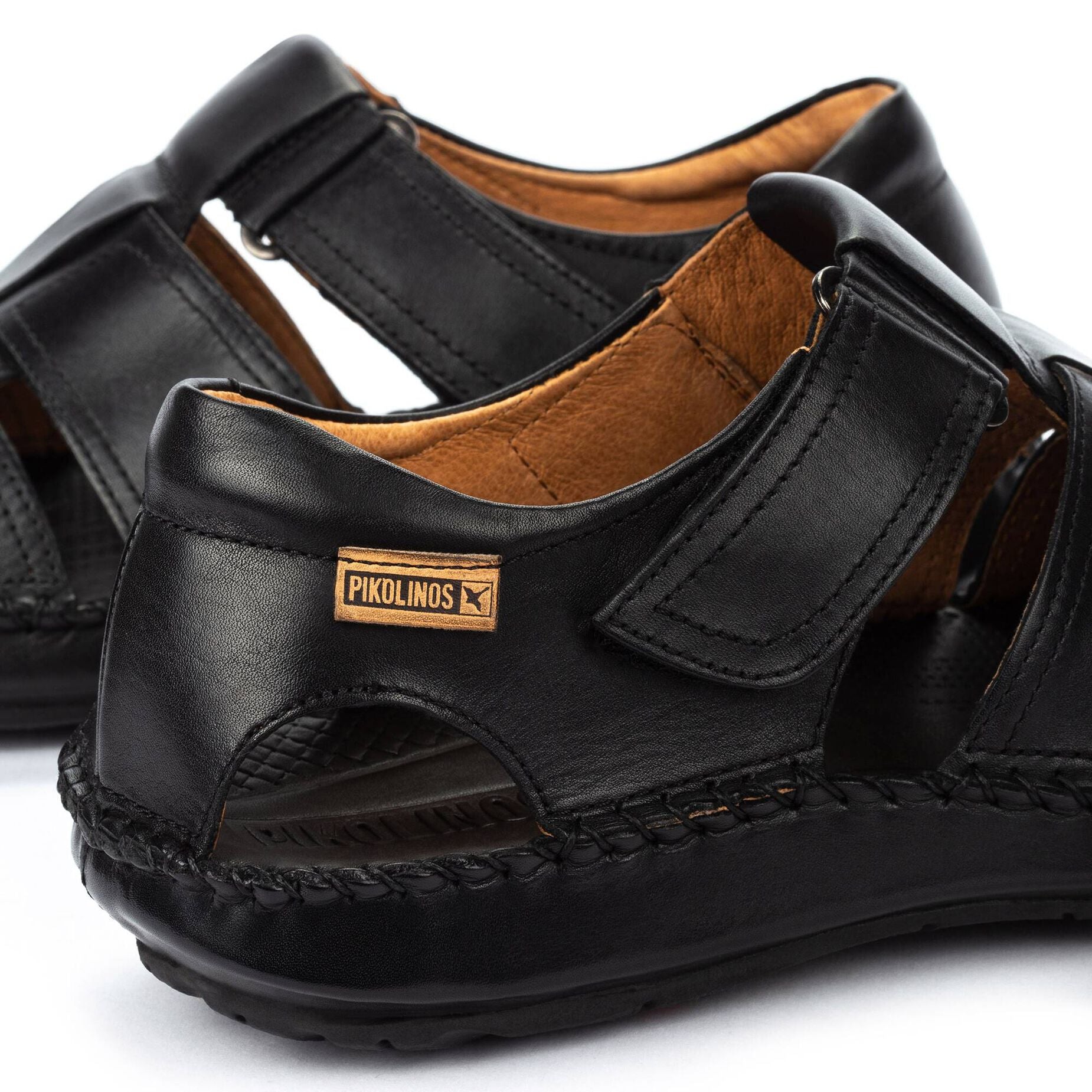 SANDALIA HOMBRE CON VELCRO COLOR NEGRO PIKOLINOS 06J-5433