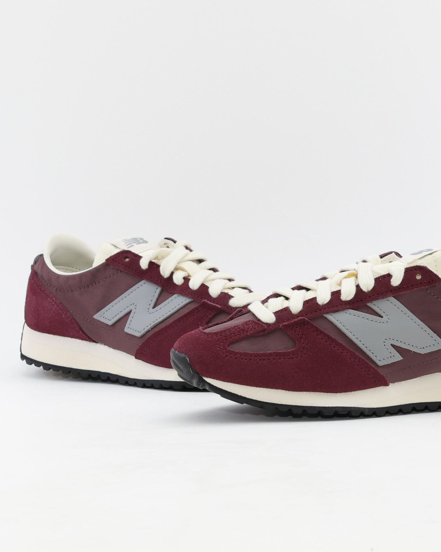 SNEAKERS NEW BALANCE U471 7PS ZAPATILLAS MUJER COLOR BURDEOS