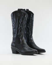 BOTA COWBOY COLOR NEGRO CON CREMALLERA  XTI 143119
