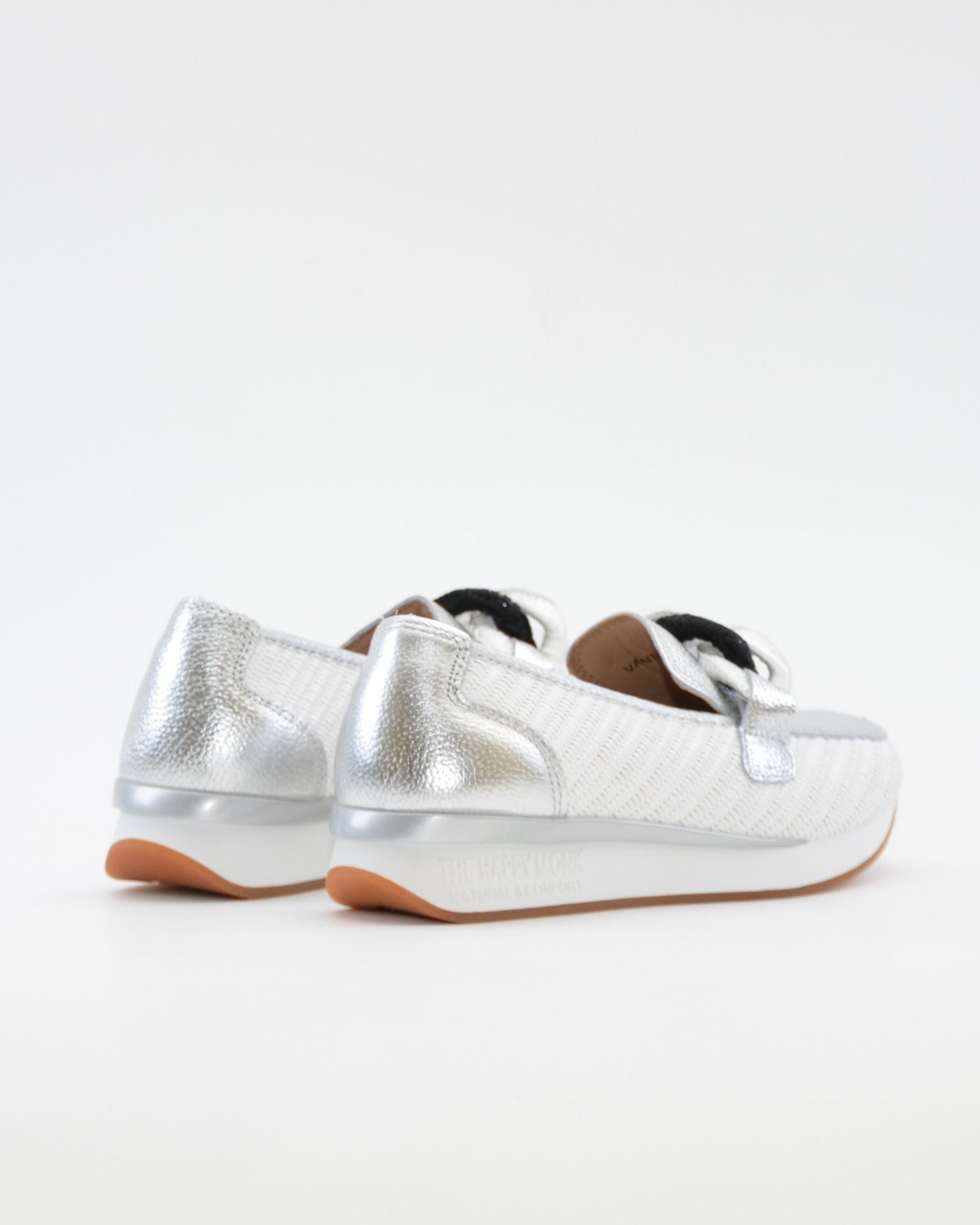 MOCASIN DEPORTIVO MUJER RAFIA BLANCO PLATA ADORNO CADENA THE HAPPY MONK VANITY 011