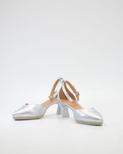 ZAPATO VESTIR MUJER PUNTERA Y TALON CERRADO CON PULSERA COLOR PLATA DESIREE MACA 3