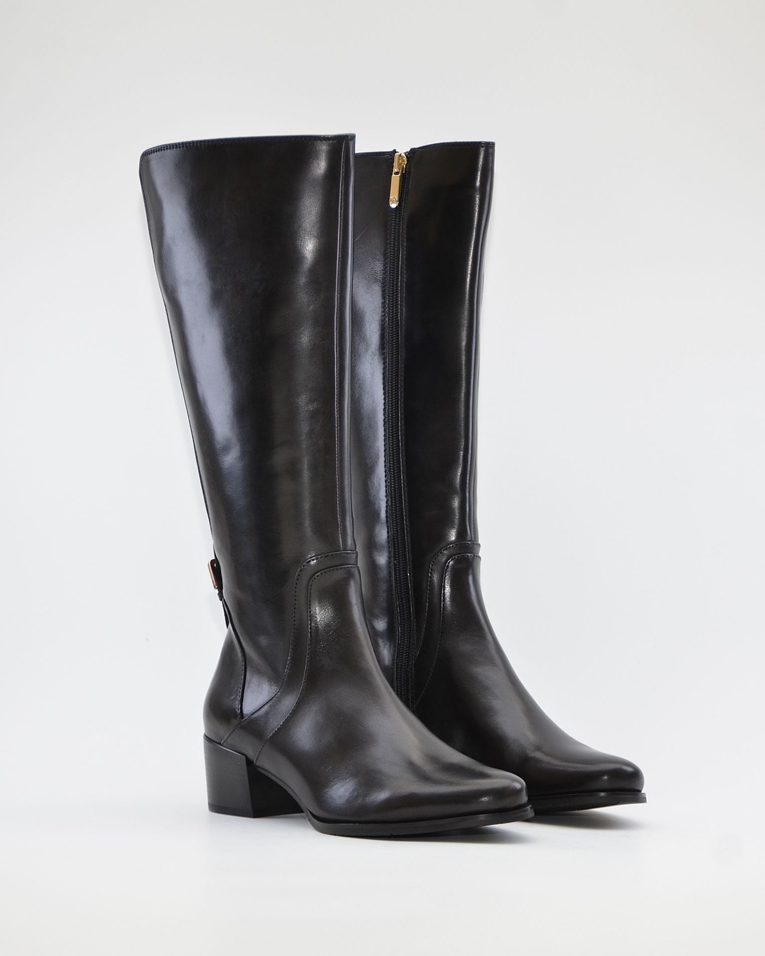 BOTA ALTA MUJER PIEL TACON BAJO COLOR NEGRO CON ELASTICO Y CREMALLERA REGARDE LE CIEL  JOLENE 22 NEGRO