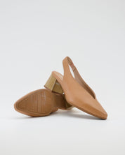 ZAPATO DESTALONADO CON TACON MEDIO ANCHO ESPECIAL COLOR CAMEL