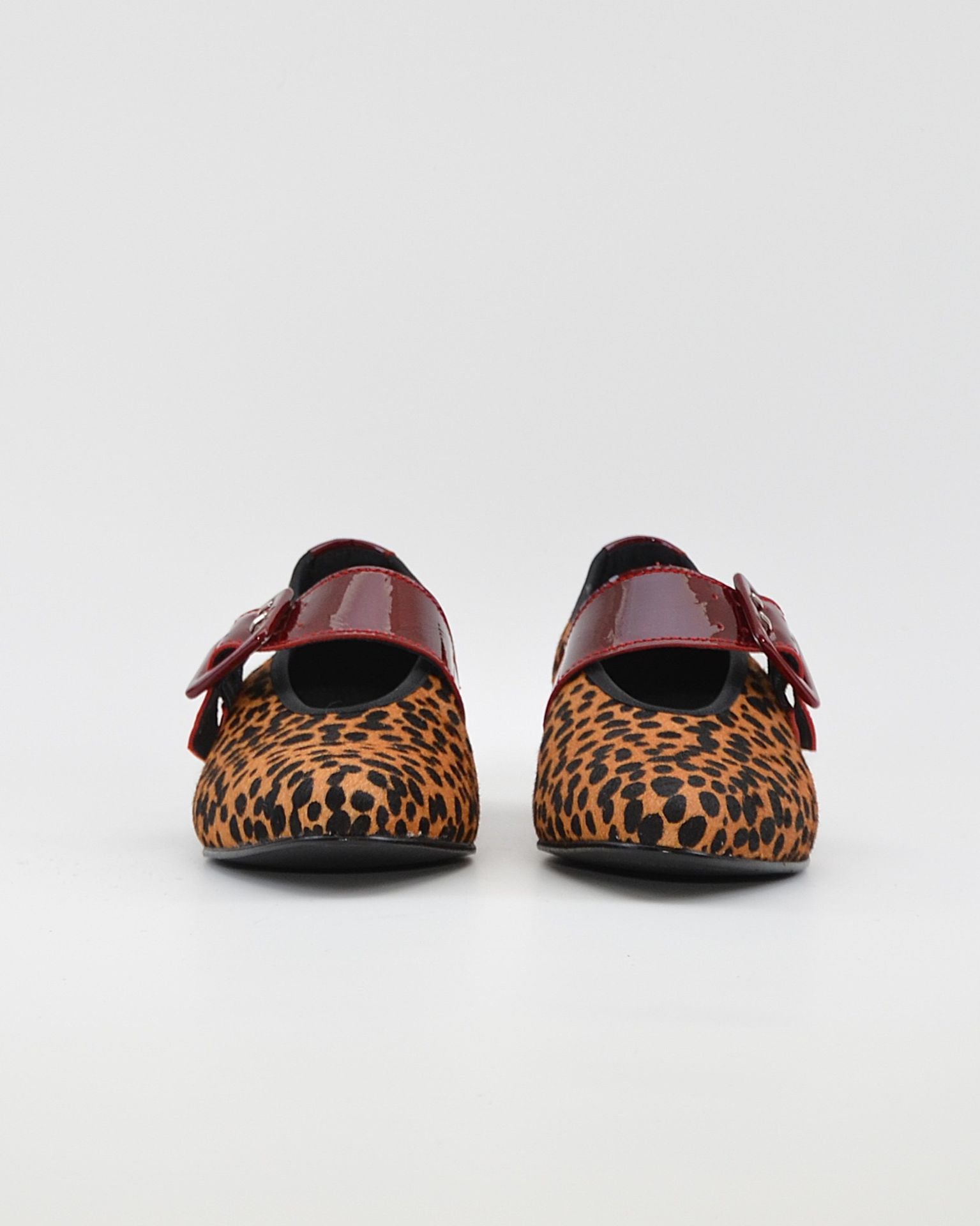 MERCEDITAS MUJER ANIMAL PRINT GUEPARDO CHAROL BURDEOS CON CORREA Y HEBILLA LACOMBA MOSS