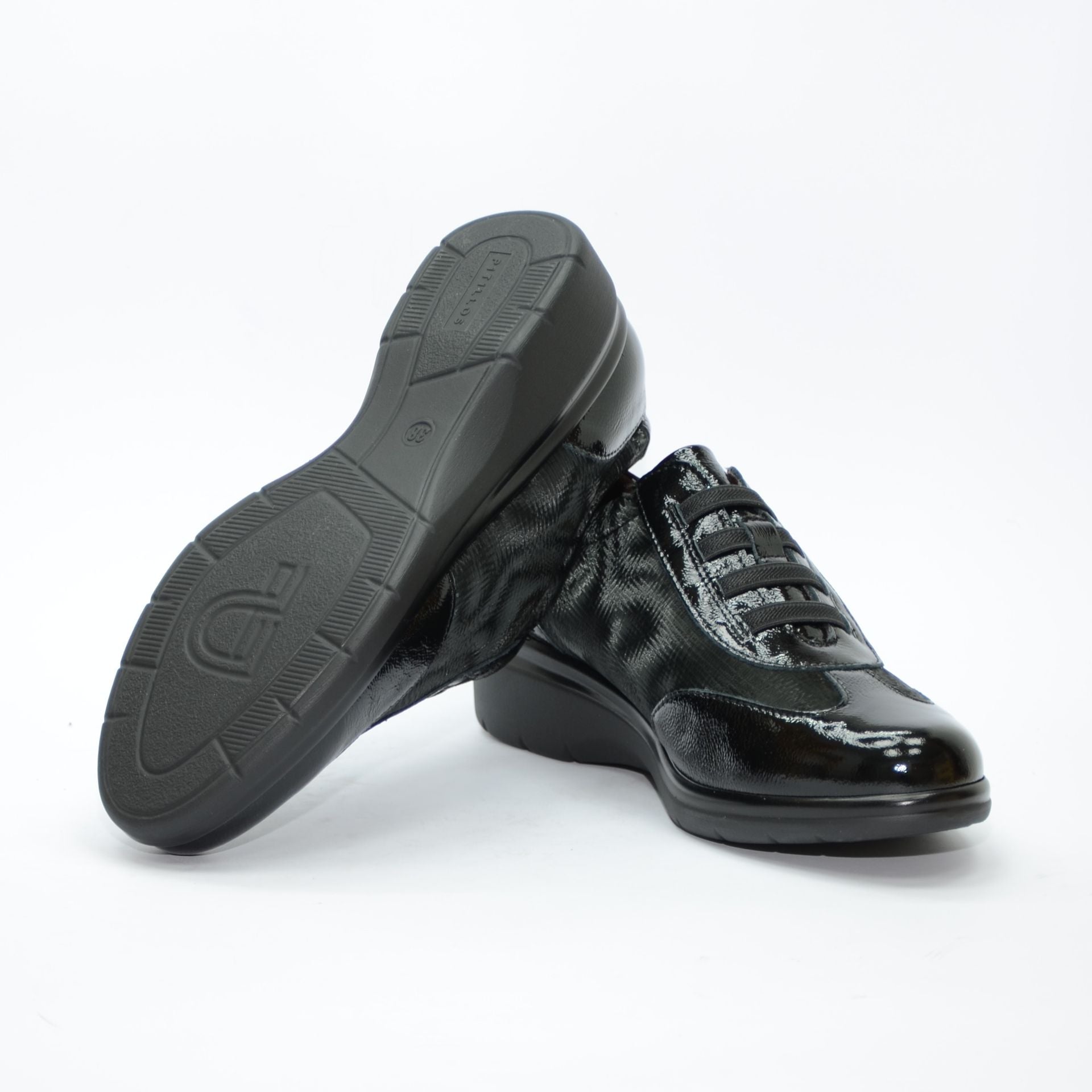 ZAPATO ANCHO ESPECIAL GOMAS NEGRO 10722