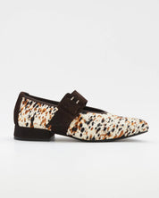 MERCEDITAS MUJER ANIMAL PRINT PONY ANTE MARRON CHOCOLATE CON CORREA Y HEBILLA LACOMBA PRALINE