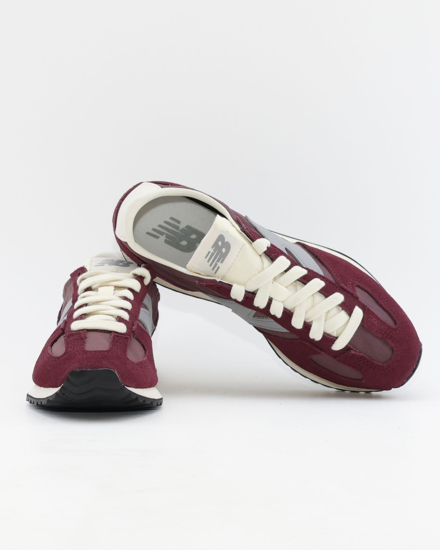 SNEAKERS NEW BALANCE U471 7PS ZAPATILLAS MUJER COLOR BURDEOS