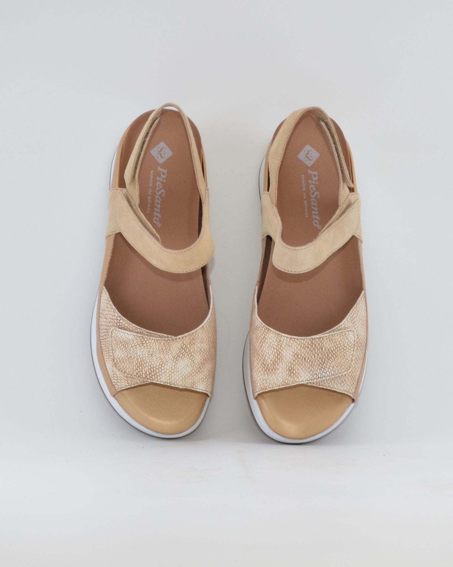 SANDALIA PLANTILLA EXTRAIBLE MUJER TRES VELCROS ANCHO ESPECIAL COLOR SAND PIE SANTO 260422
