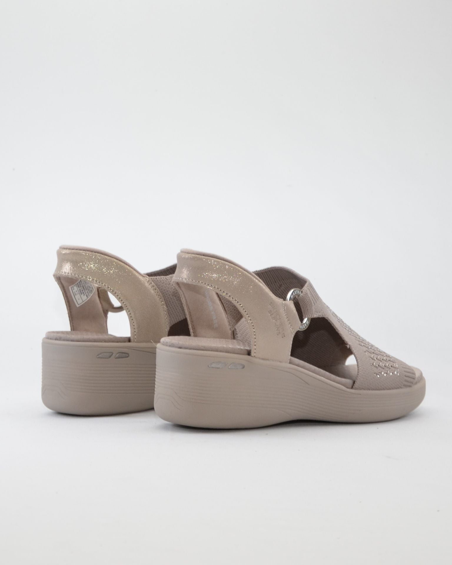 SANDALIA MUJER SKECHERS CON SISTEMA SLIP-INS COLOR TAUPE 188001 TPE MARTHA STEWART
