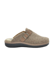 ZAPATILLAS DE CASA HOMBRE CON HEBILLA