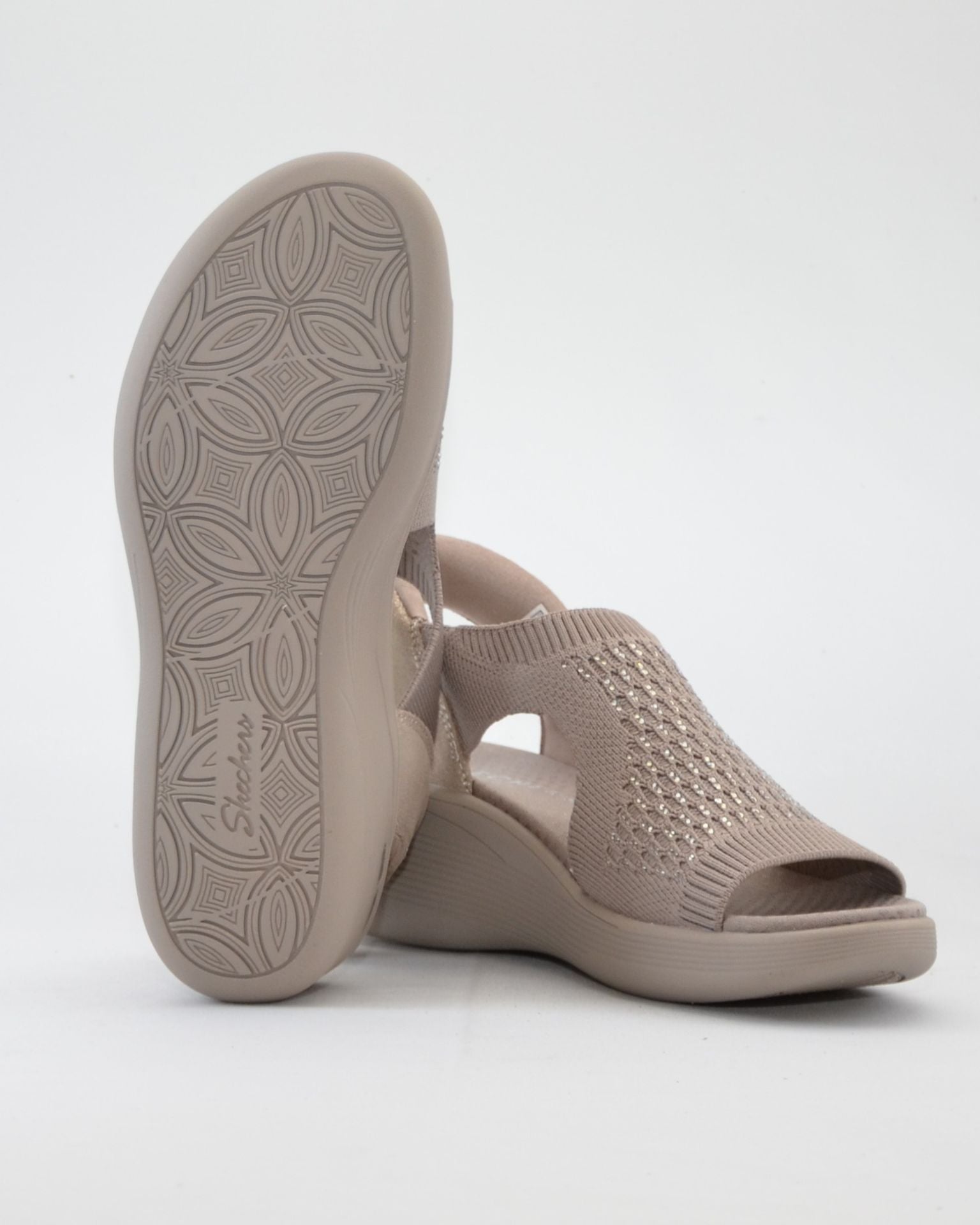 SANDALIA MUJER SKECHERS CON SISTEMA SLIP-INS COLOR TAUPE 188001 TPE MARTHA STEWART