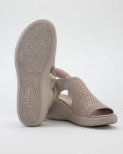 SANDALIA MUJER SKECHERS CON SISTEMA SLIP-INS COLOR TAUPE 188001 TPE MARTHA STEWART