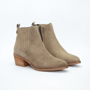BOTIN TEJANO SERRAJE TAUPE 3500