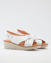 SANDALIA CUÑA BAJA CRUZADA BLANCA KAOLA 2451