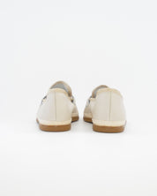 MOCASINES EN PIEL COLOR HIELO MACARENA RANIA 85