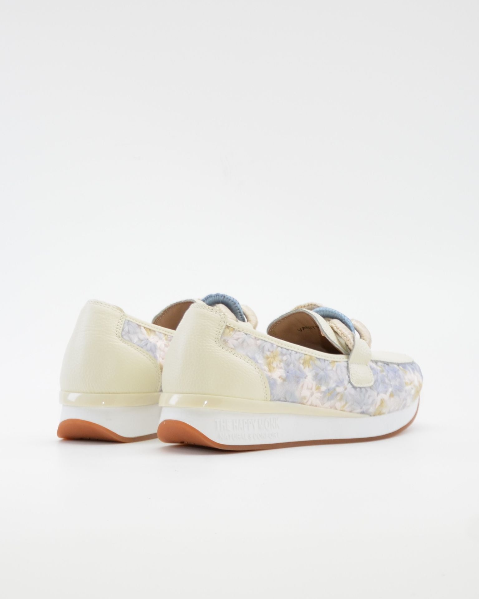 MOCASIN DEPORTIVO MUJER COLOR HIELO BORDADO FLORES THE HAPPY MONK VANITY 011