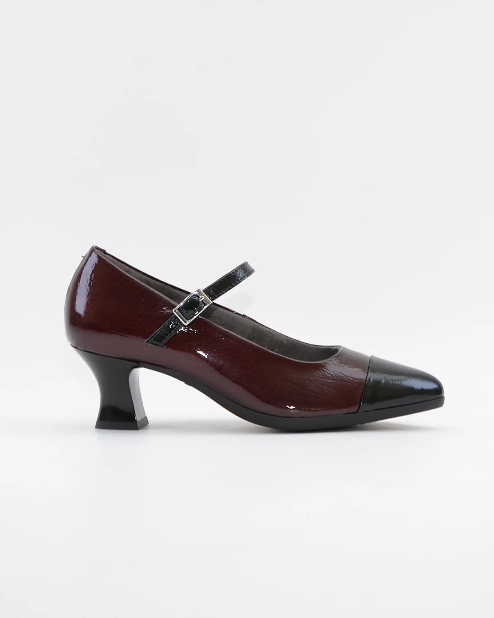 ZAPATO SALON MUJER CON PULSERA CHAROL BURDEOS Y NEGRO PITILLOS 11683