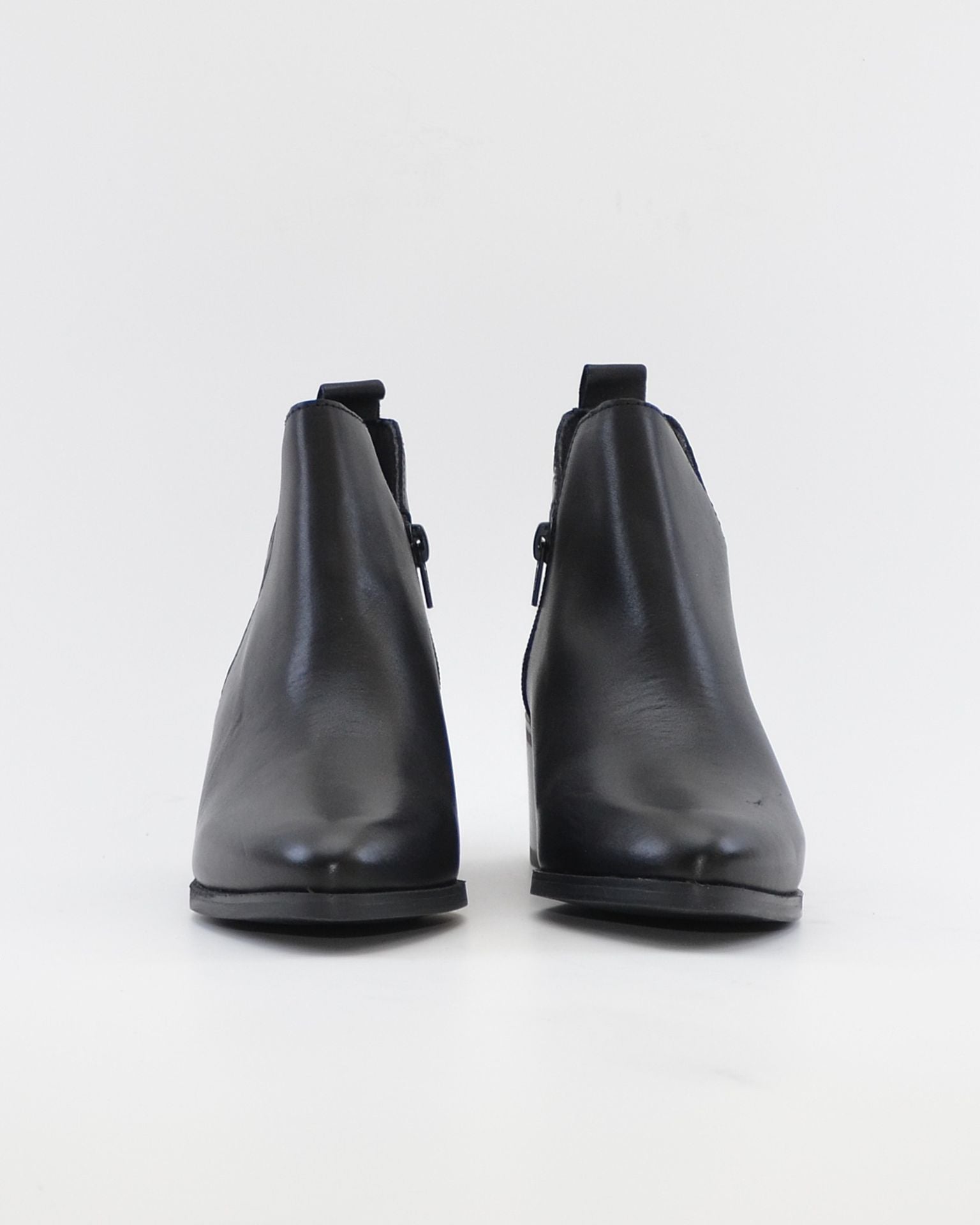 BOTIN MUJER TACON ANCHO PIEL NEGRO KAOLA 3056