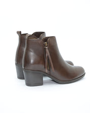 BOTIN MUJER MARRON TACON CUADRADO CREMALLERA