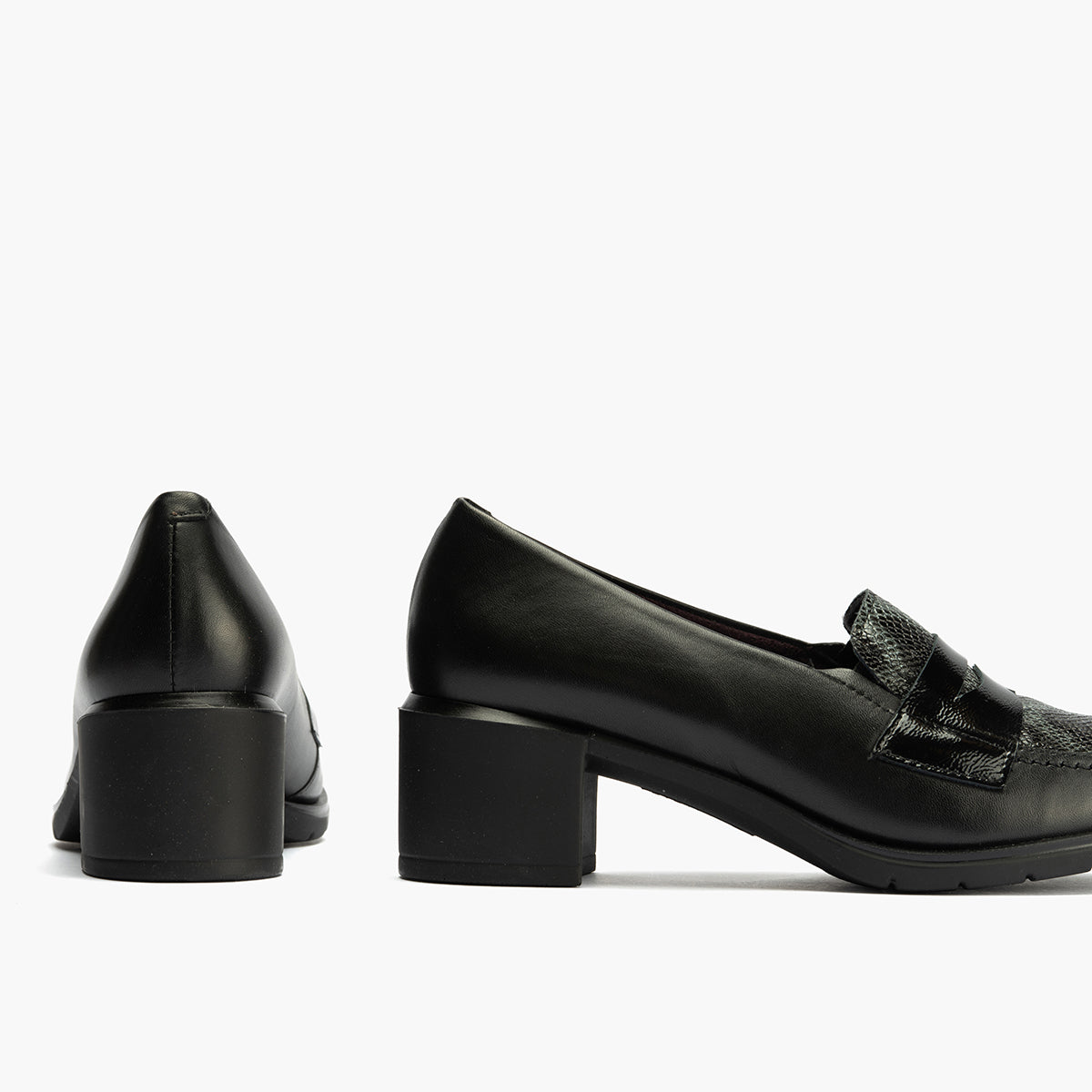 MOCASIN TACON MEDIO NEGRO 10740