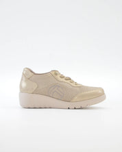 ZAPATO DE CORTE DEPORTIVO MUJER CON CUÑA Y CORDON ELASTICO TREINTAS L4569 BEIGE