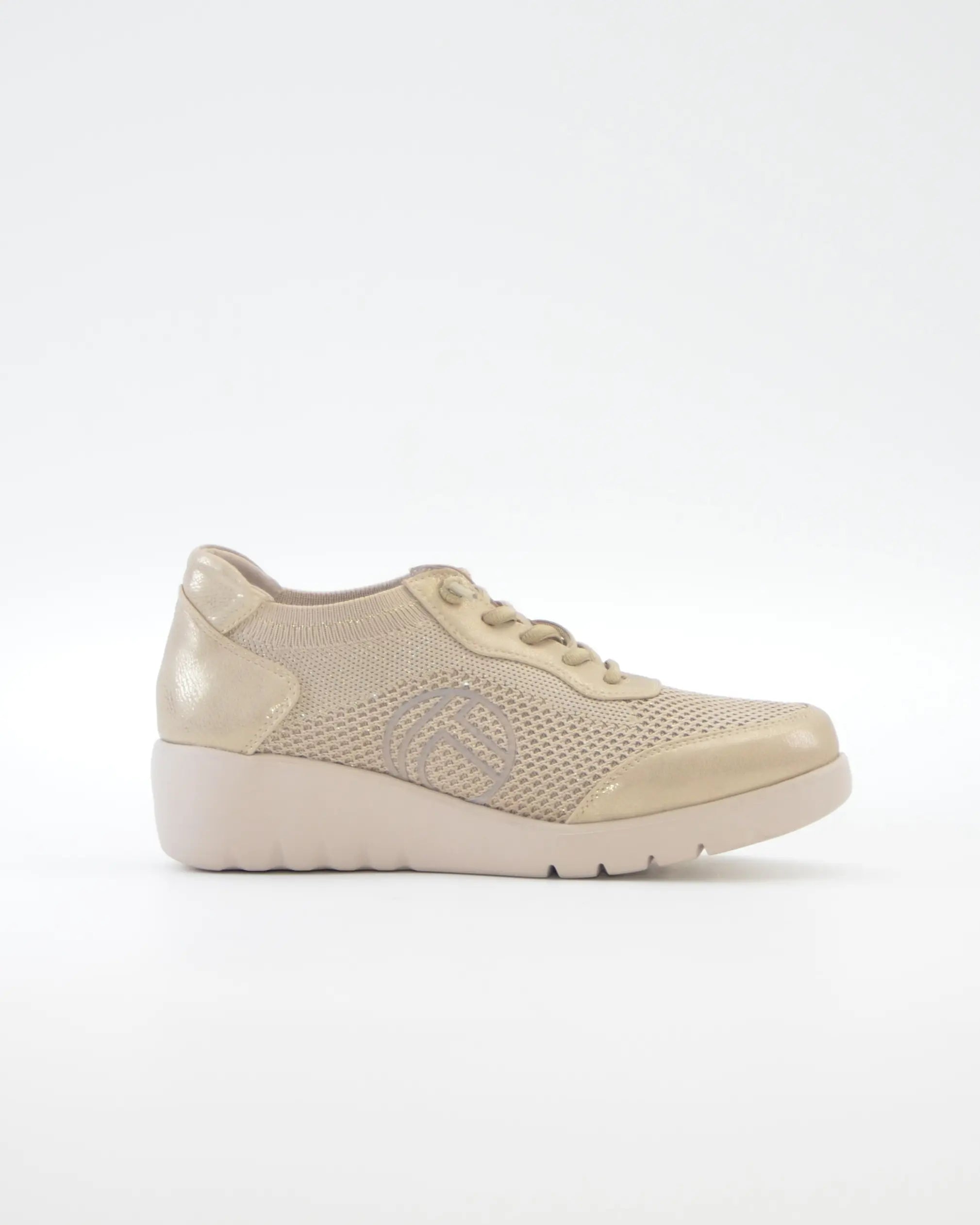 ZAPATO DE CORTE DEPORTIVO MUJER CON CUÑA Y CORDON ELASTICO TREINTAS L4569 BEIGE