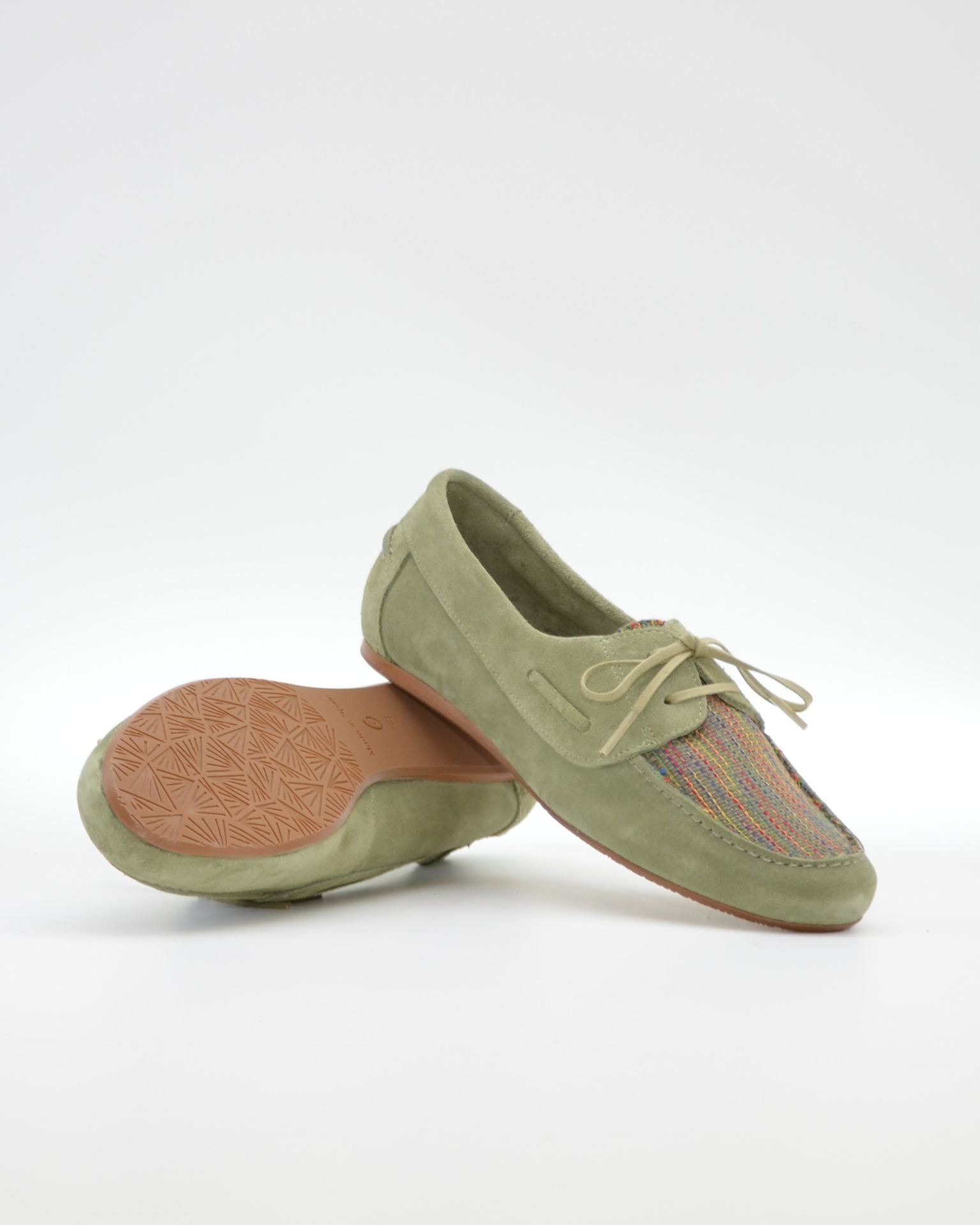MOCASIN NAUTICO MUJER SERRAJE VERDE LACOMBA GARDENIA