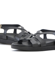 SANDALIA BIO PIEL COLOR NEGRO PLANTA FORRADA LACOMBA CROW