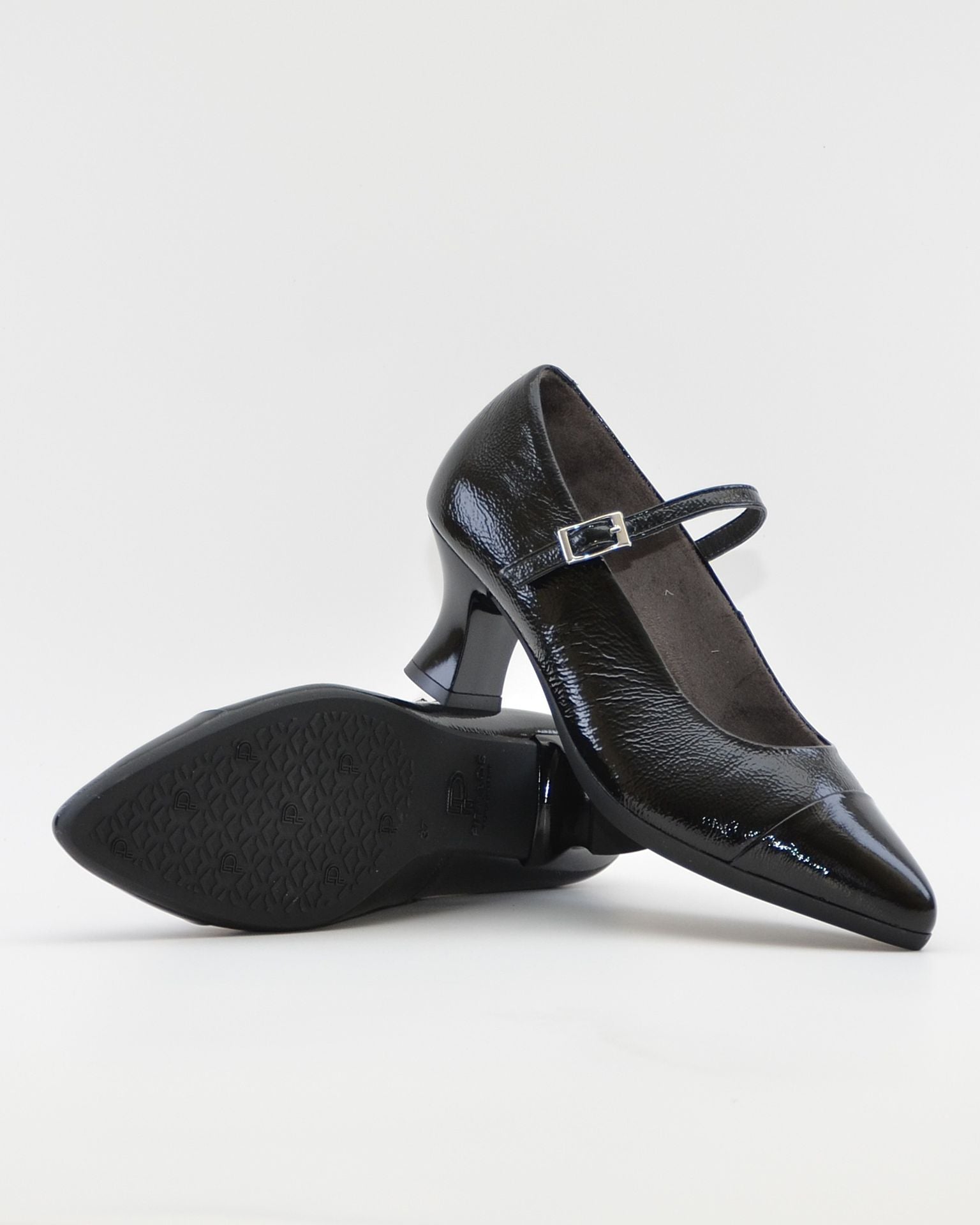 ZAPATO SALON MUJER CON PULSERA CHAROL NEGRO PLANTILLA EXTRAIBLE PITILLOS 11683