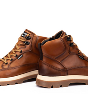 BOTIN HOMBRE PIKOLINOS CON CORDONES Y CREMALLERA COLOR CUERO M3M-8107C1 VIGO